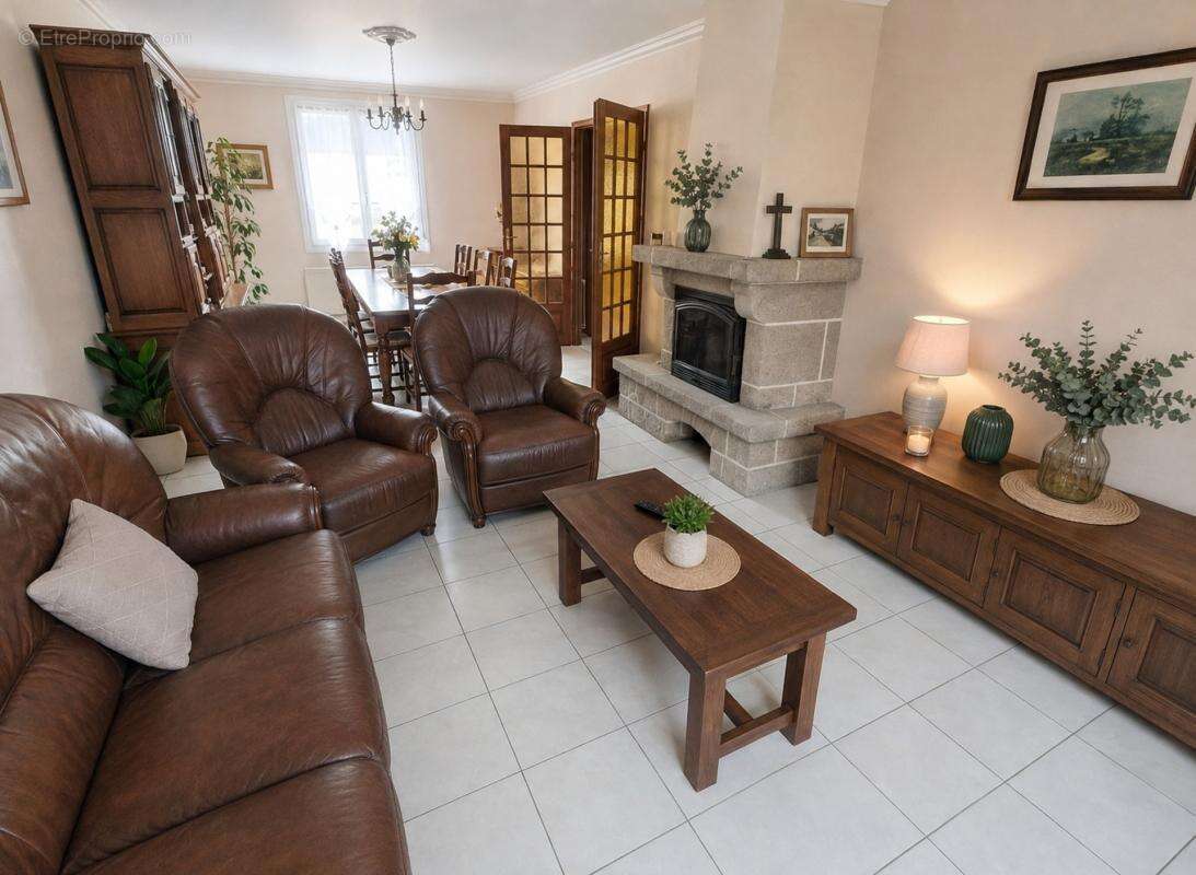 Maison plain-pied - 95m²-  AMBRIERES LES VALLEES (53) - photo 5