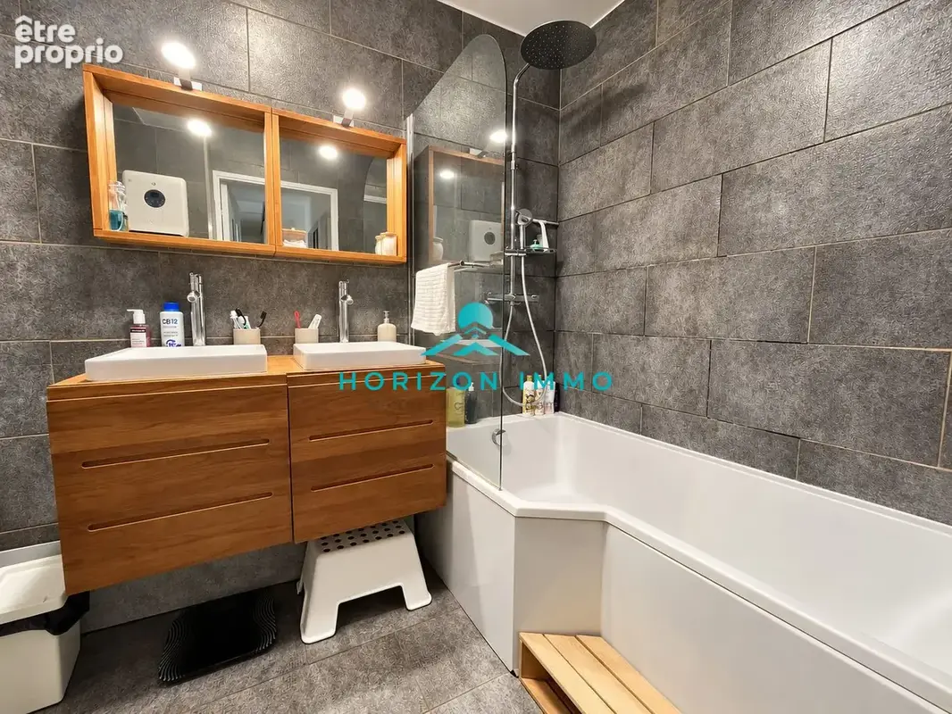Appartement 4 pièces 82 m² à vendre à Saint-Laurent-Du-Var (06700) - photo 7
