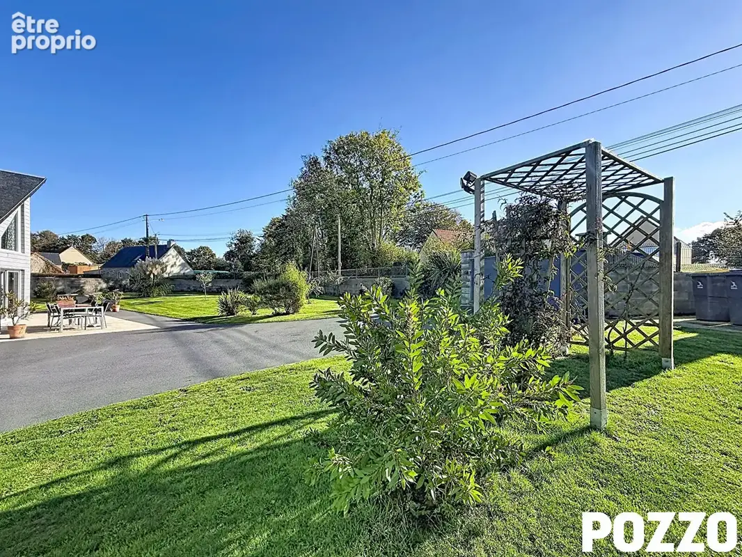 Maison Bricquebec En Cotentin 6 pièce(s) 205.5 m2 - Quettetot - très bon état - lumineux - vie de plain pied - photo 6