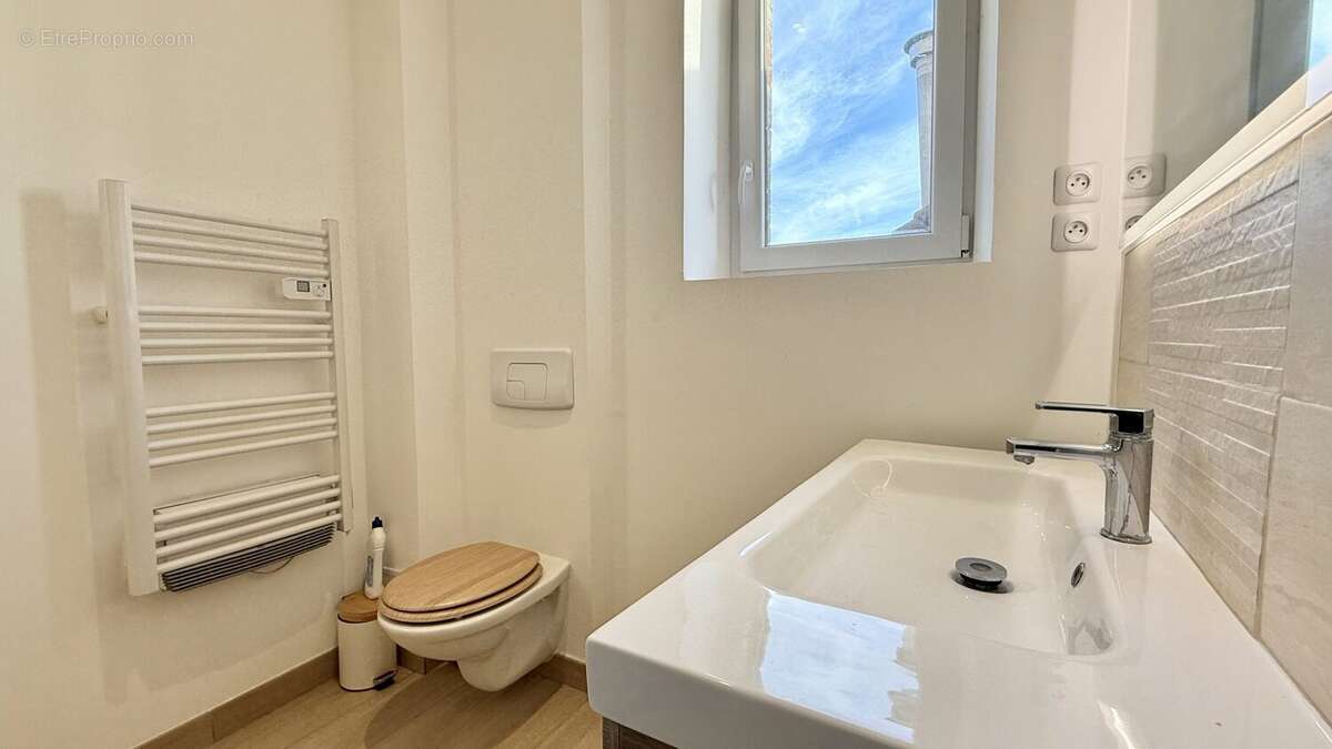 Maison à BONNETABLE