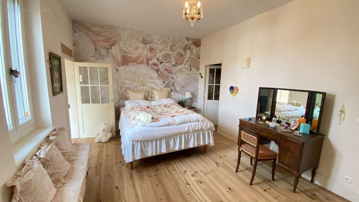 Maison à L&#039;ISLE-JOURDAIN