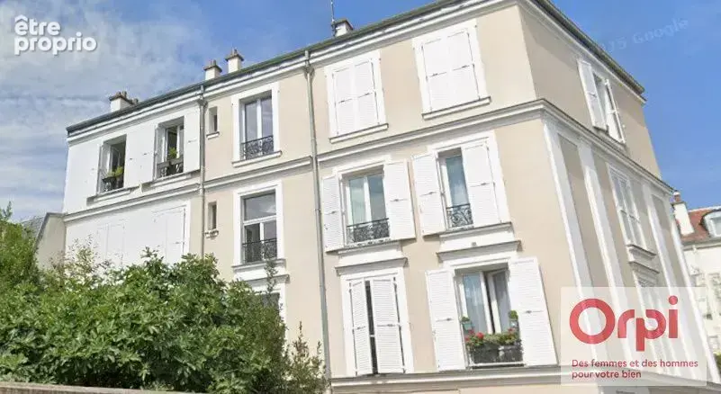 Appartement à ISSY-LES-MOULINEAUX