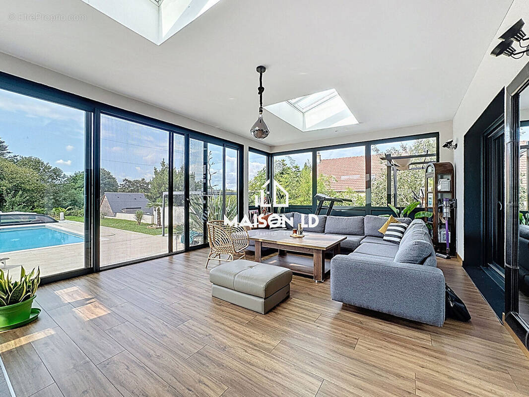 Maison à BARON-SUR-ODON