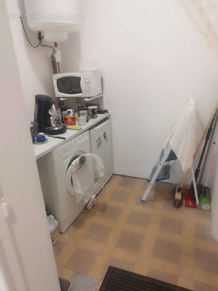 Commerce à PARIS-20E