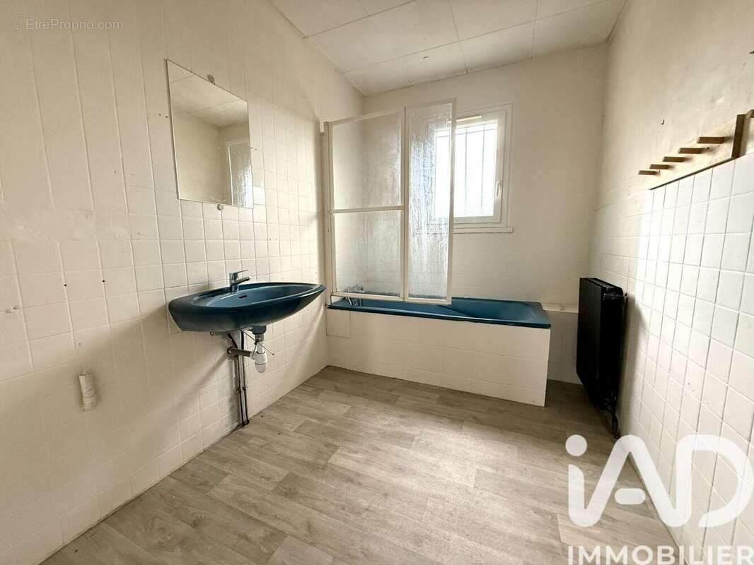 Photo 7 - Maison à GUEUGNON