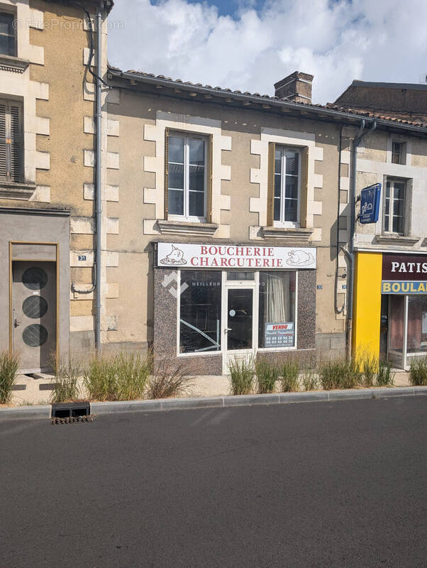 Maison à LATILLE