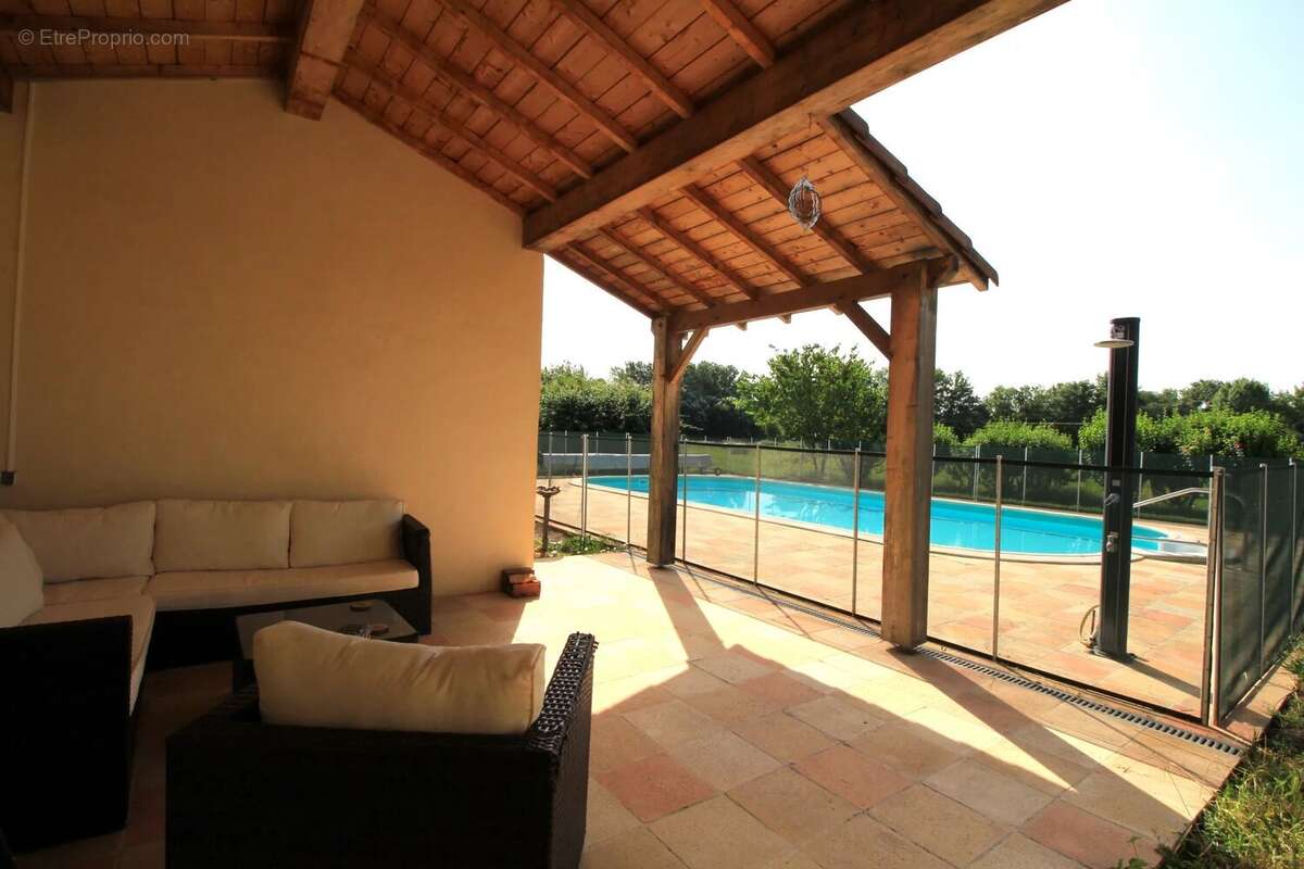 Maison à PUY-L'EVEQUE