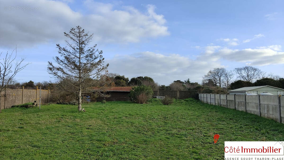 Terrain à PREFAILLES