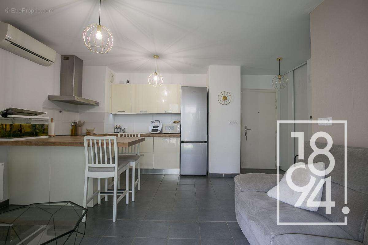 Appartement à MARSEILLE-12E
