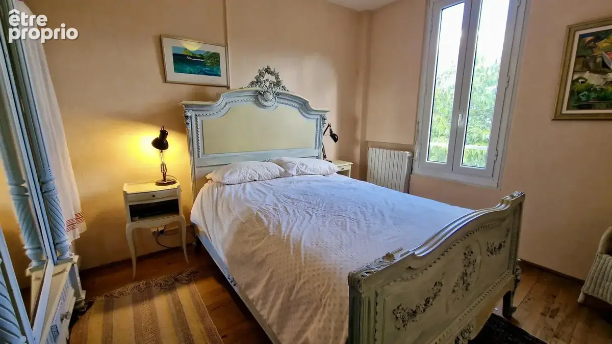 Belle Maison de 4 Chambres avec Piscine et Jardin sur tout le Pourtour - photo 19
