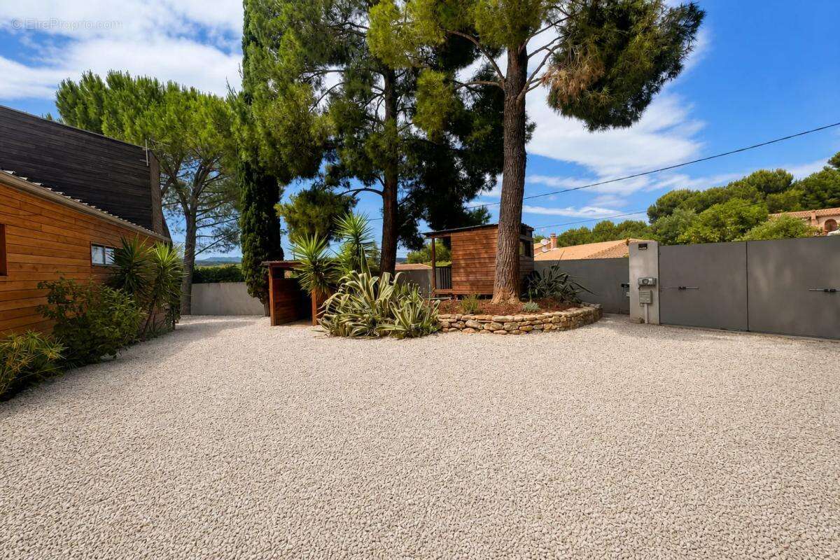 Maison de 8 pièces de 183 m² à Aspiran - photo 15