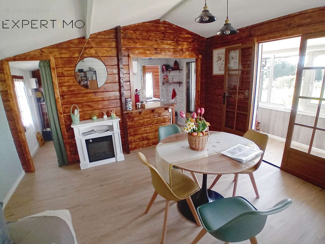 Maison à NIEUIL-L&#039;ESPOIR