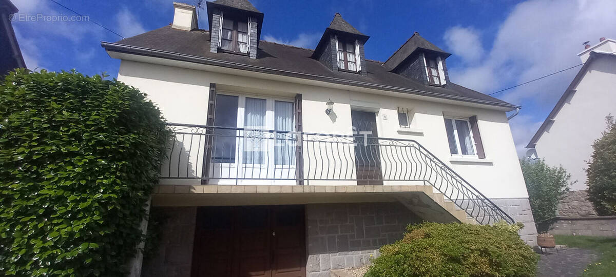 Maison à GUINGAMP