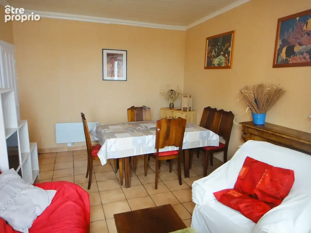 À VENDRE  ÉTEL  Immeuble avec potentiel commercial et résidentiel - photo 12