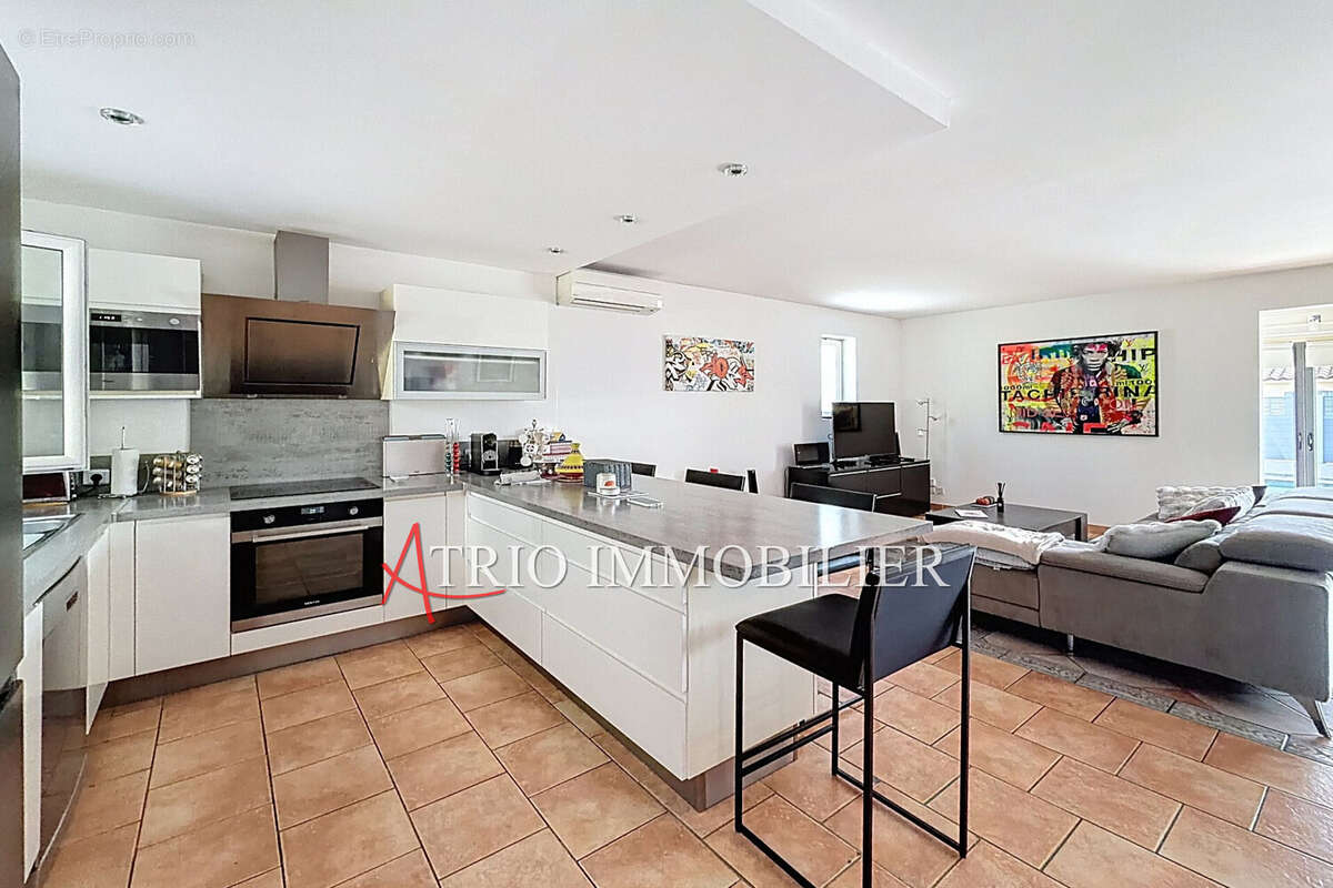 Maison à CAGNES-SUR-MER