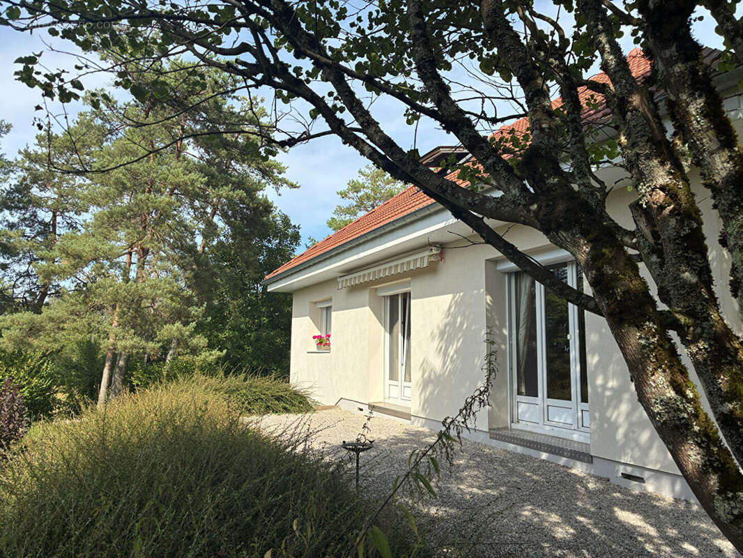 Maison à NANCRAY