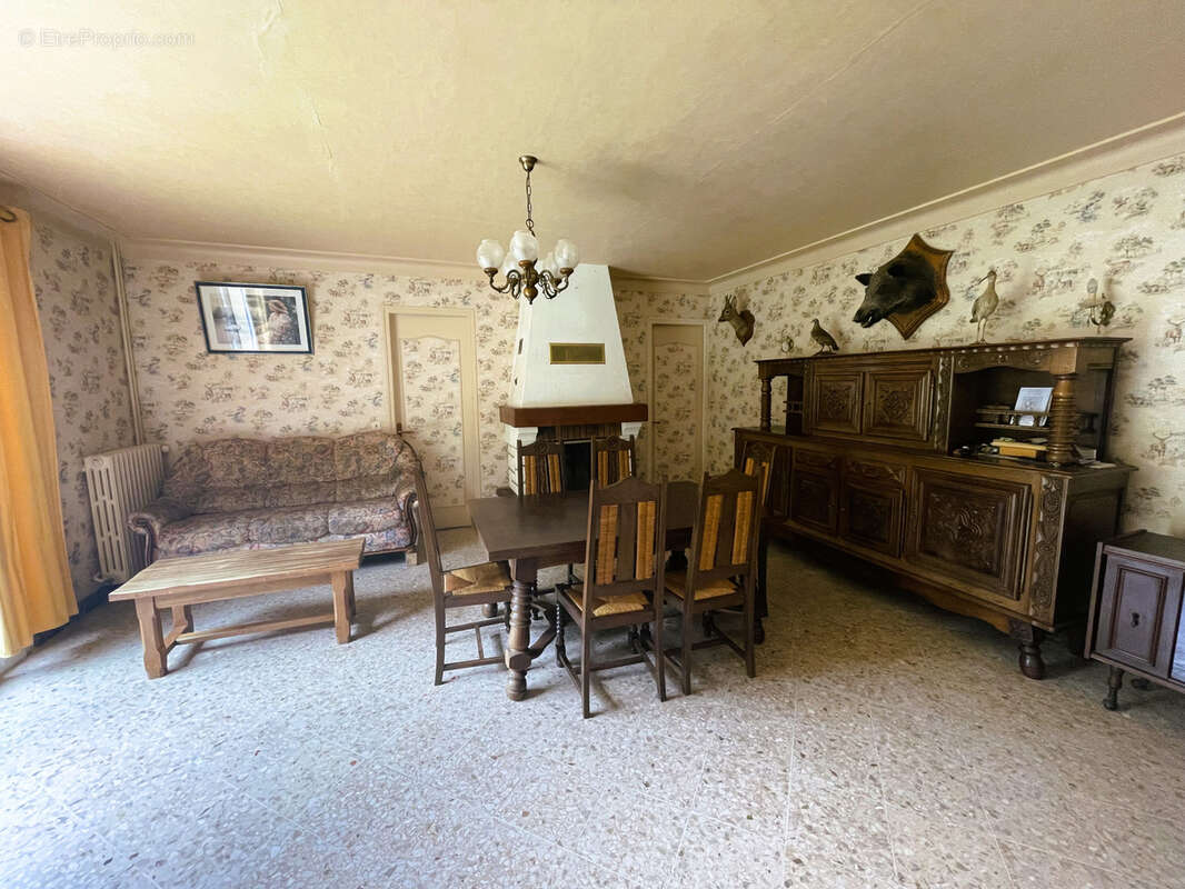 Maison à MARCHEVILLE