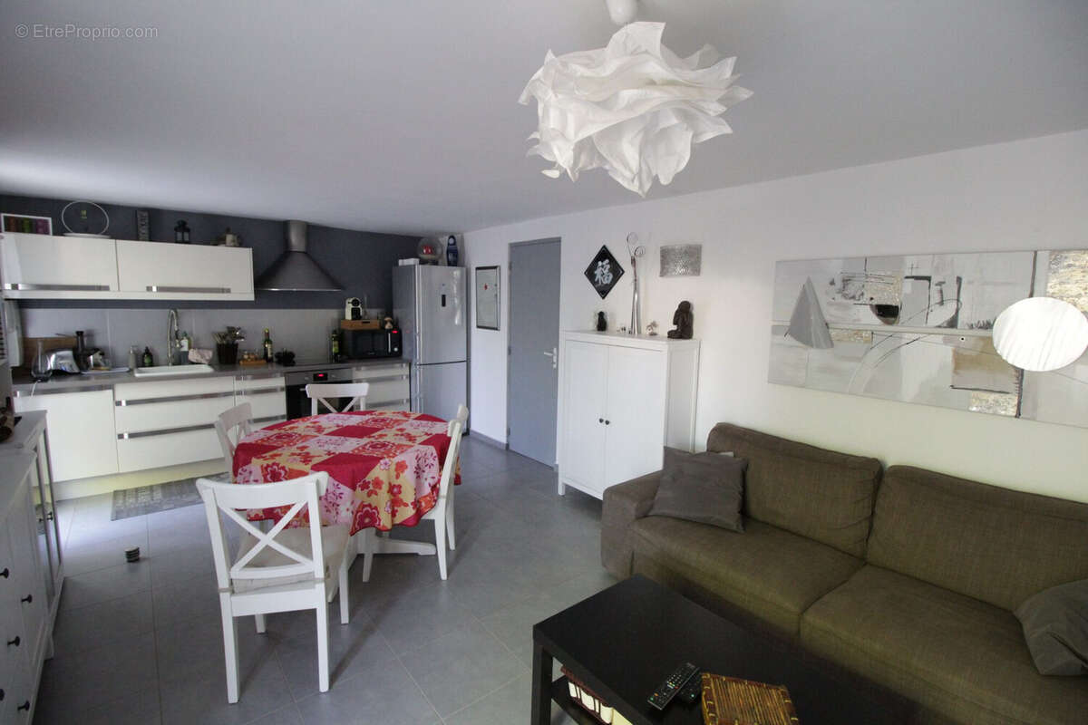 Appartement à LE LUC