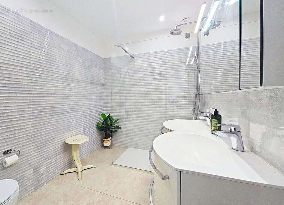Appartement  - 3 pièces  - 97.0 m² - photo 11