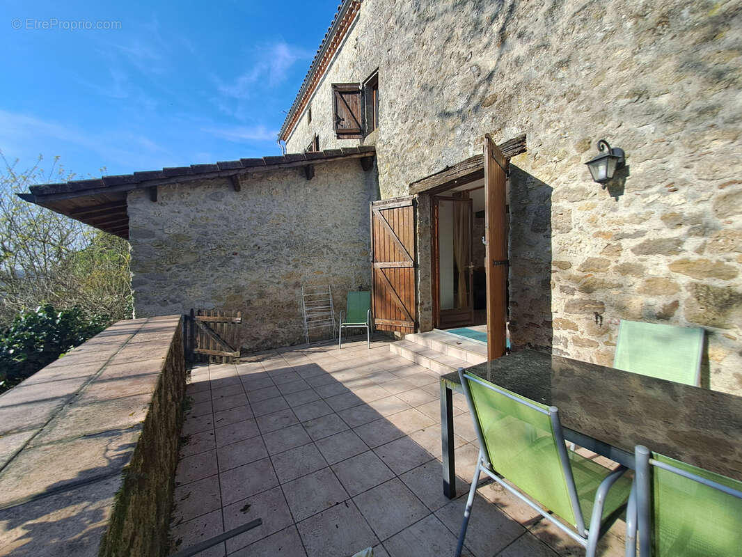 Maison à CLERMONT-DESSOUS