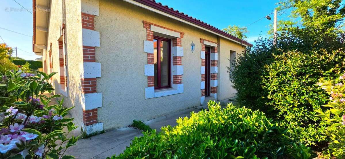 Maison à MONTPON-MENESTEROL