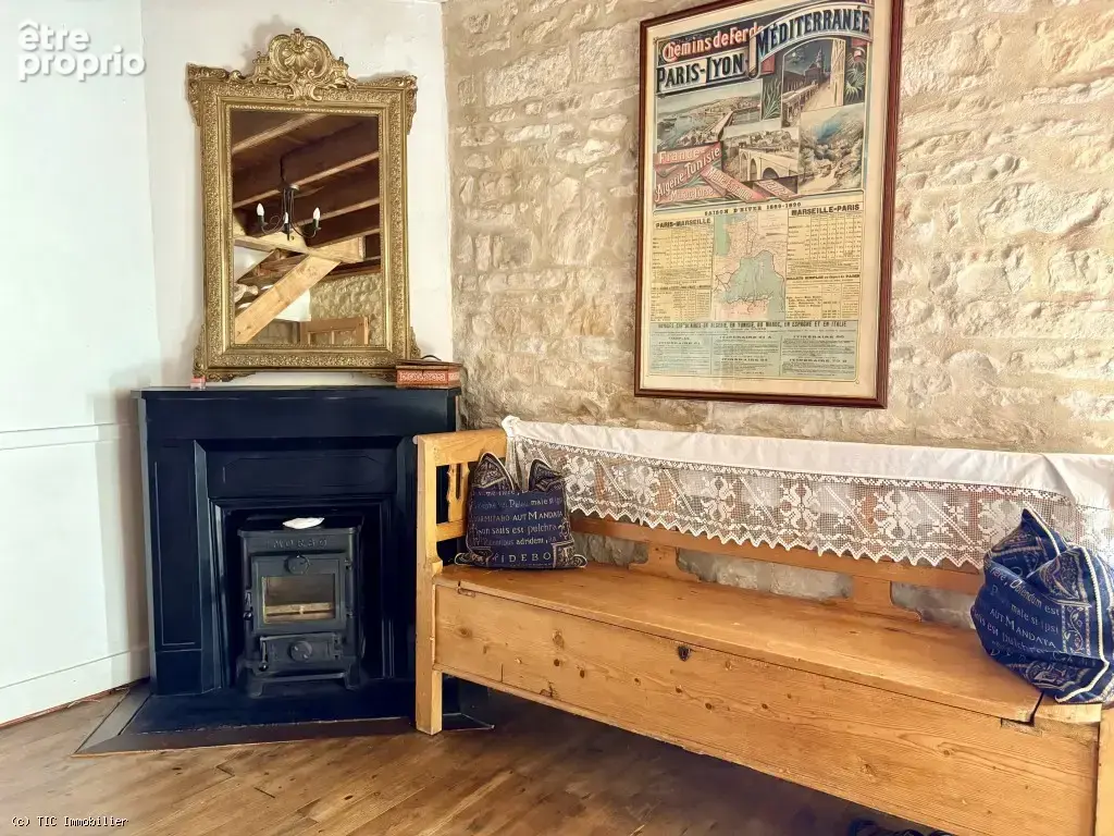 Maison de Village en Pierre Renovée avec 3 Chambres - photo 26