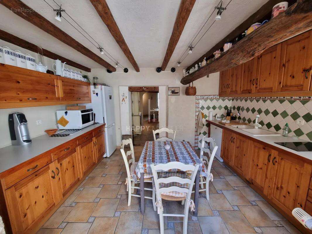 Maison à EYRAGUES
