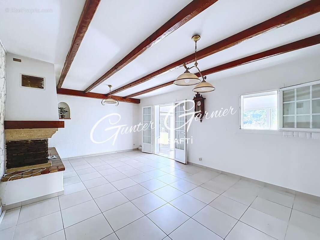 Photo 6 - Maison à LE LUC