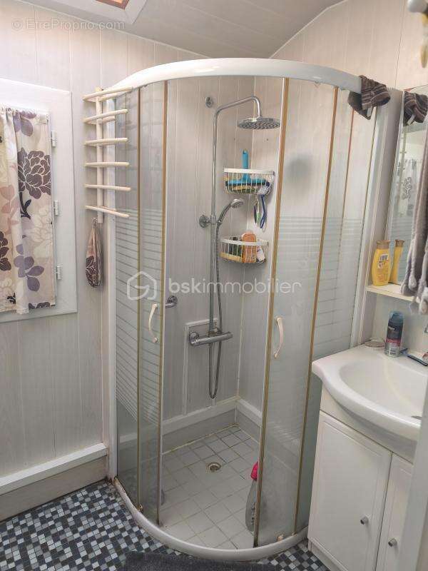 Maison à MOULIN-NEUF