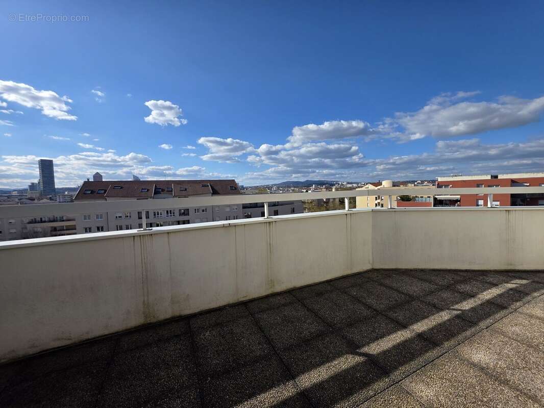 Appartement à VILLEURBANNE