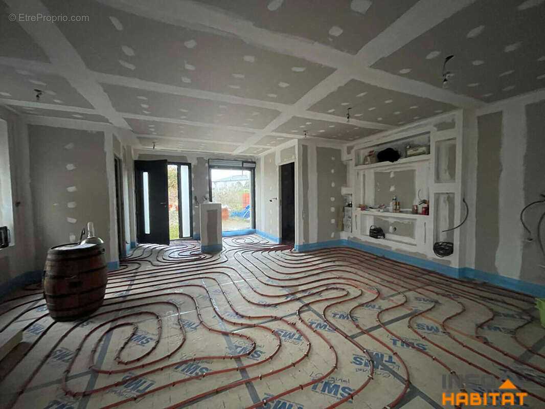 Maison à MINIAC-MORVAN