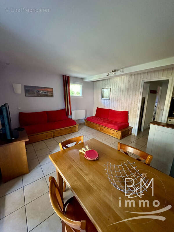 Appartement à MOLIETS-ET-MAA