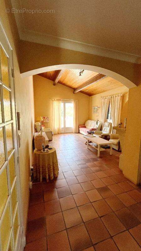 Maison 190 m² à Langlade  - photo 11