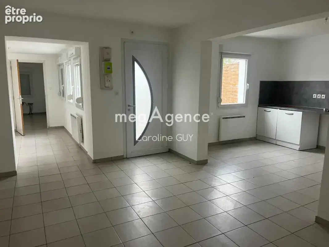 Maison de ville 95 m2, 2 chambres, bureau, jardin et parking - photo 2
