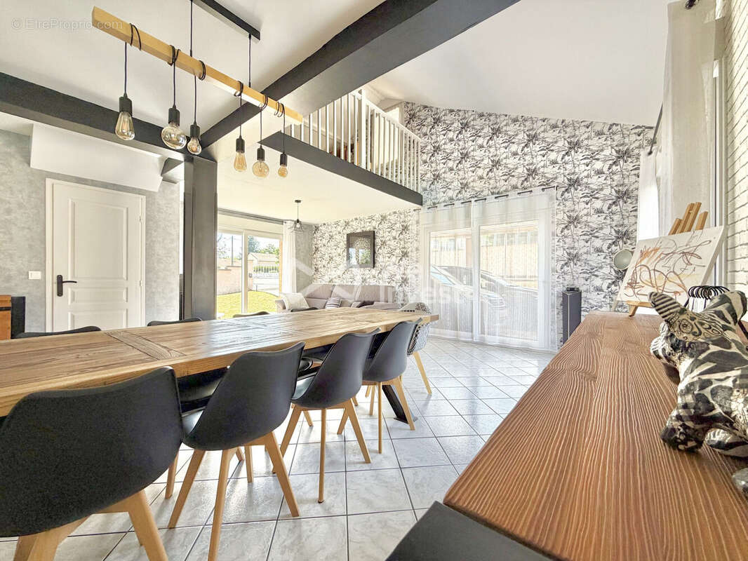 Maison 123 m² à Riom  - photo 3