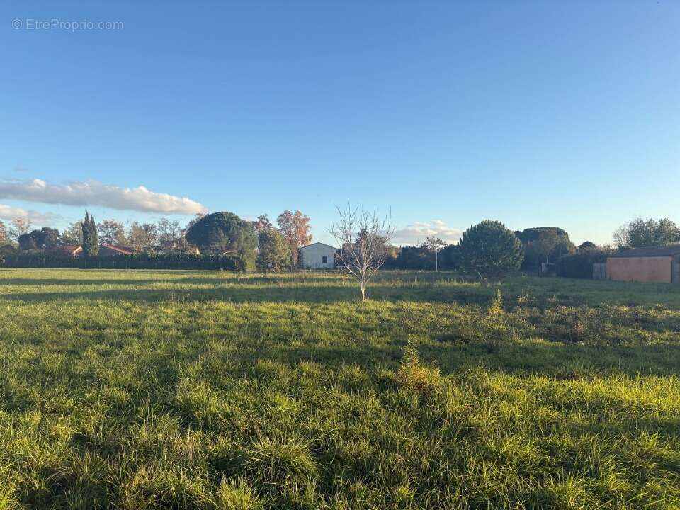 Terrain à POMPIGNAN