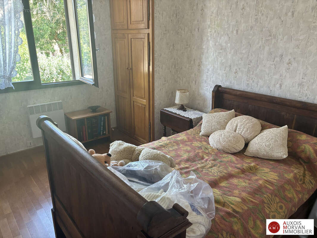 Maison 113 m² à Semur-En-Auxois  - photo 7
