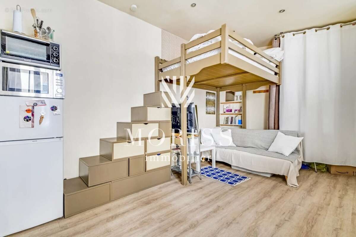 Appartement à PARIS-18E
