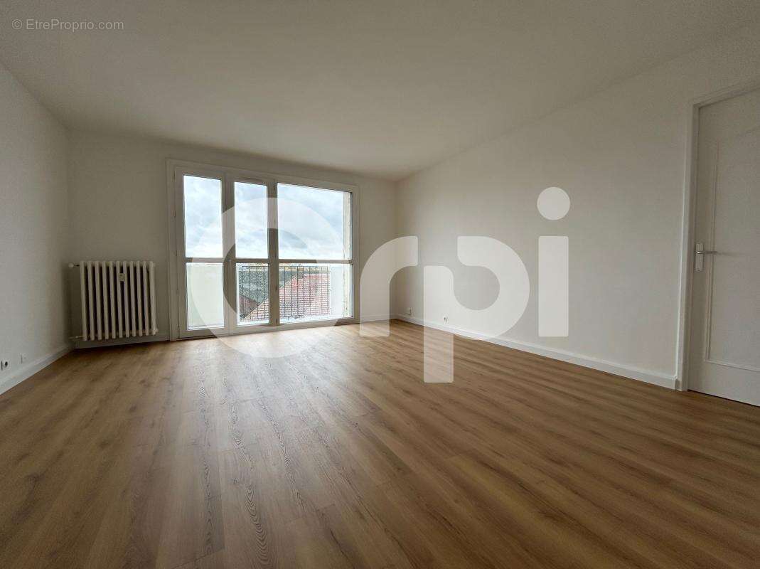 Appartement à COMPIEGNE