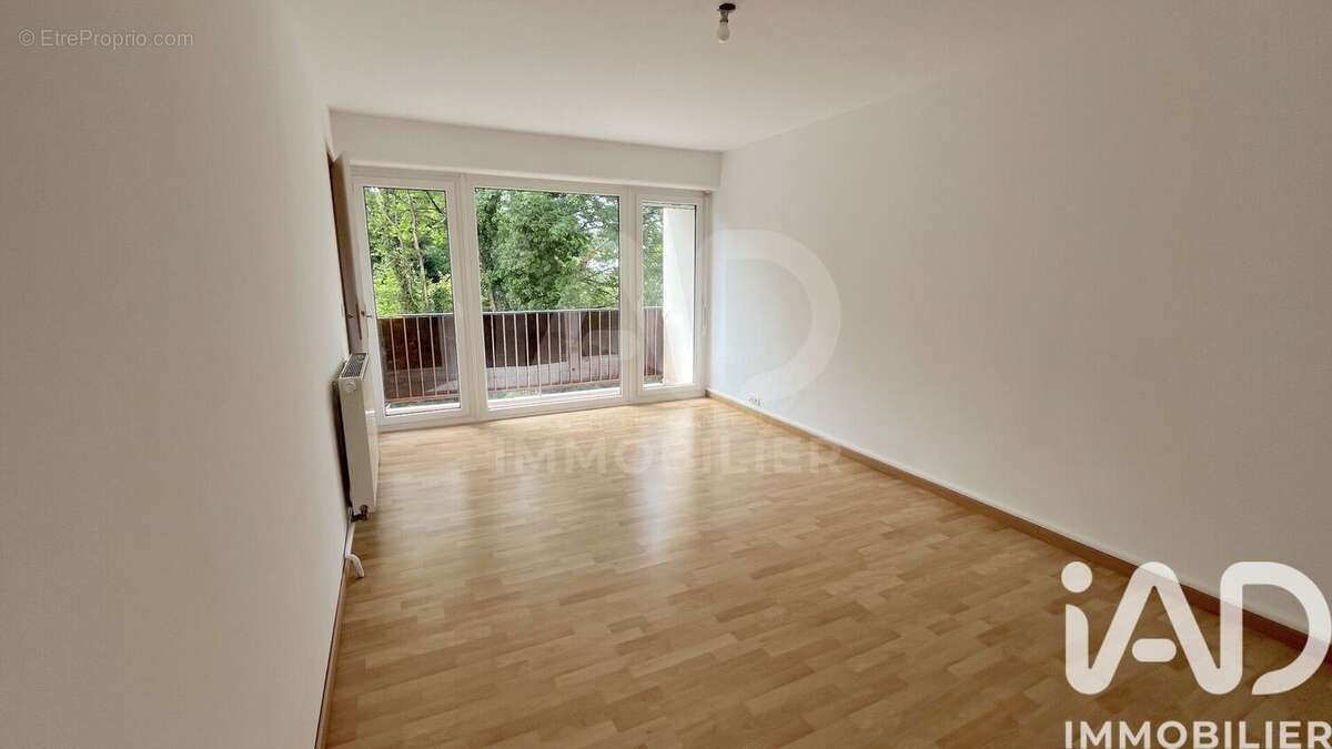 Photo 2 - Appartement à SAINT-JEAN-DE-BRAYE
