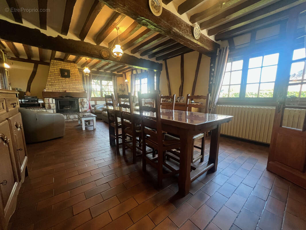 Maison à VOISCREVILLE