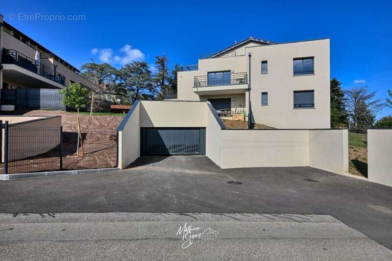 Appartement à VAUGNERAY