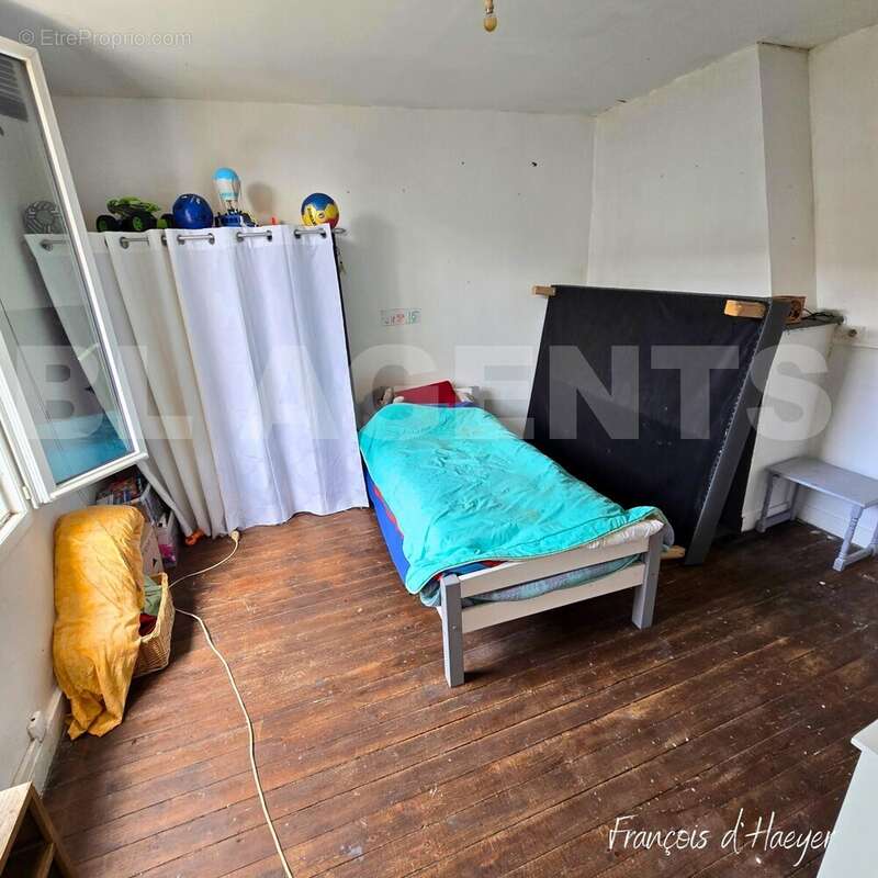 Copie de Sous OOFRE St Nico (600 x 600 px) (1500 x 1000 px)_20250918_093011_0000 - Maison à DIEPPE