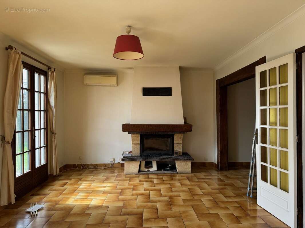 Maison à BERNAY