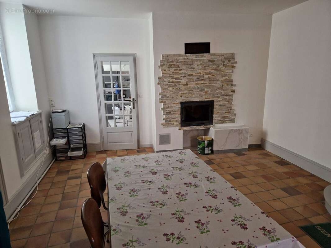 Maison à MAROLLES-LES-BRAULTS