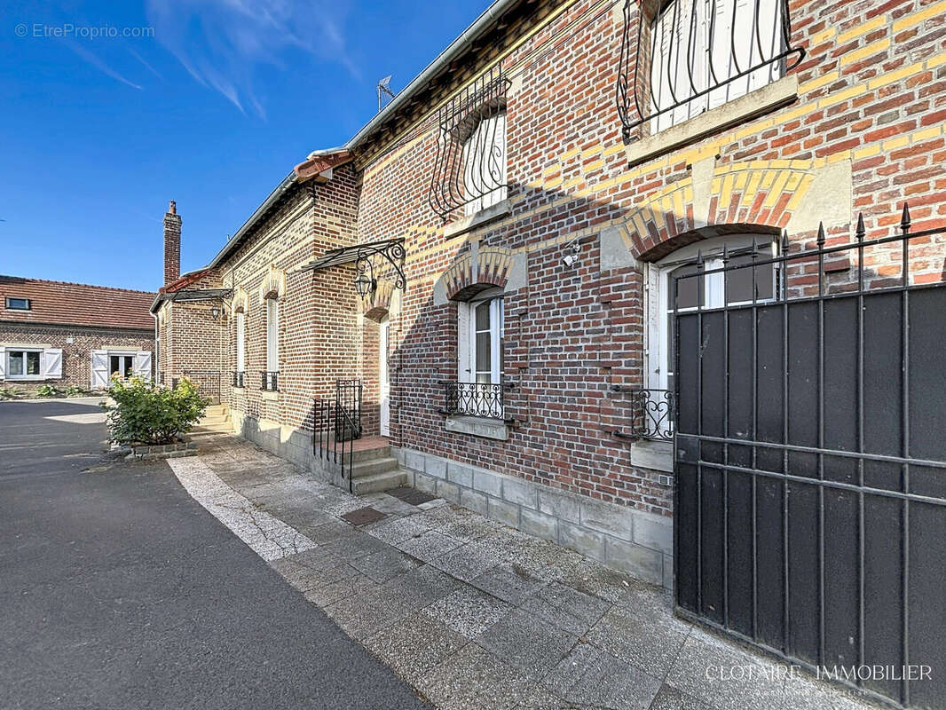 Maison 220 m² à Ressons-Sur-Matz  - photo 2