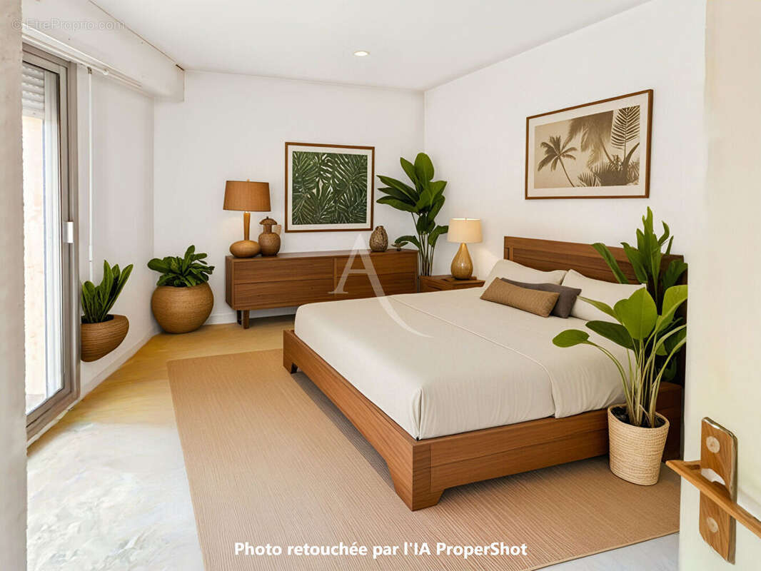 LE CANNET  Appartement  2 pièces 45m² avec terrasse, garage, cave et piscine - photo 5