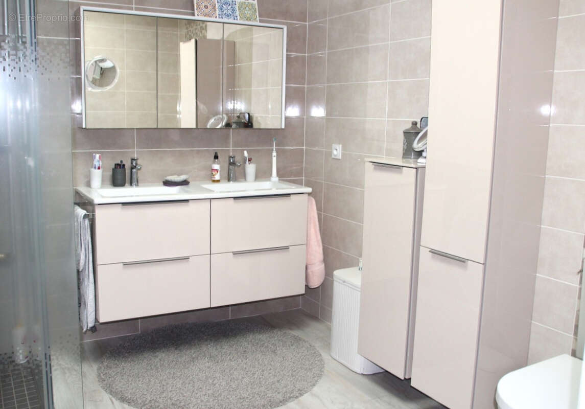 Maison à SAINT-GEORGES-DE-DIDONNE