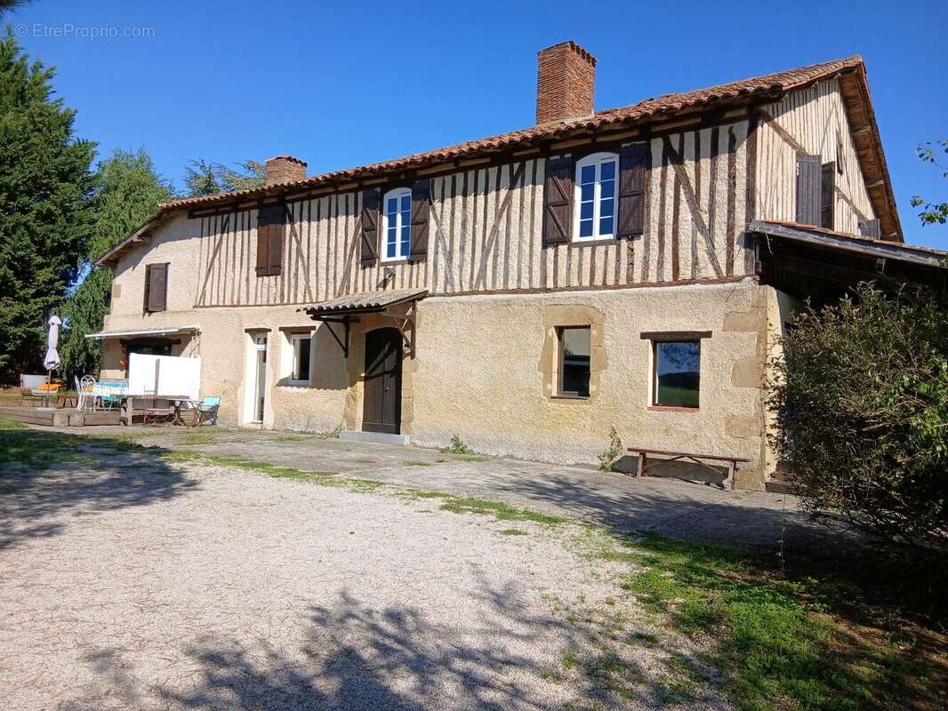 Maison à SIMORRE