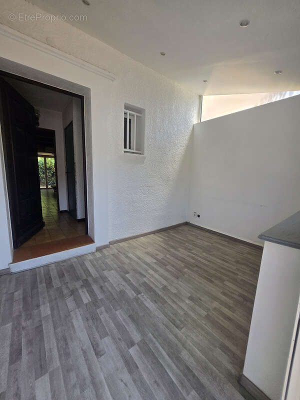 Maison familiale avec deux garages - photo 6